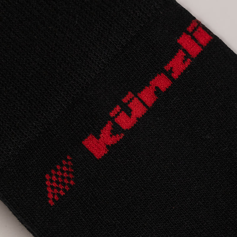 Socken hoch – Schwarz / Rot